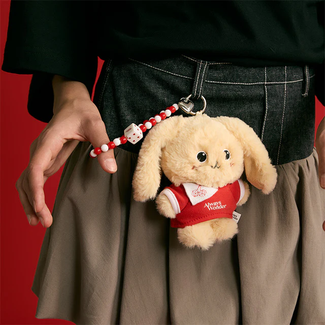 AlwaysWonder | 'Roll with Love' Goldie Wonder Keyring - Image 3