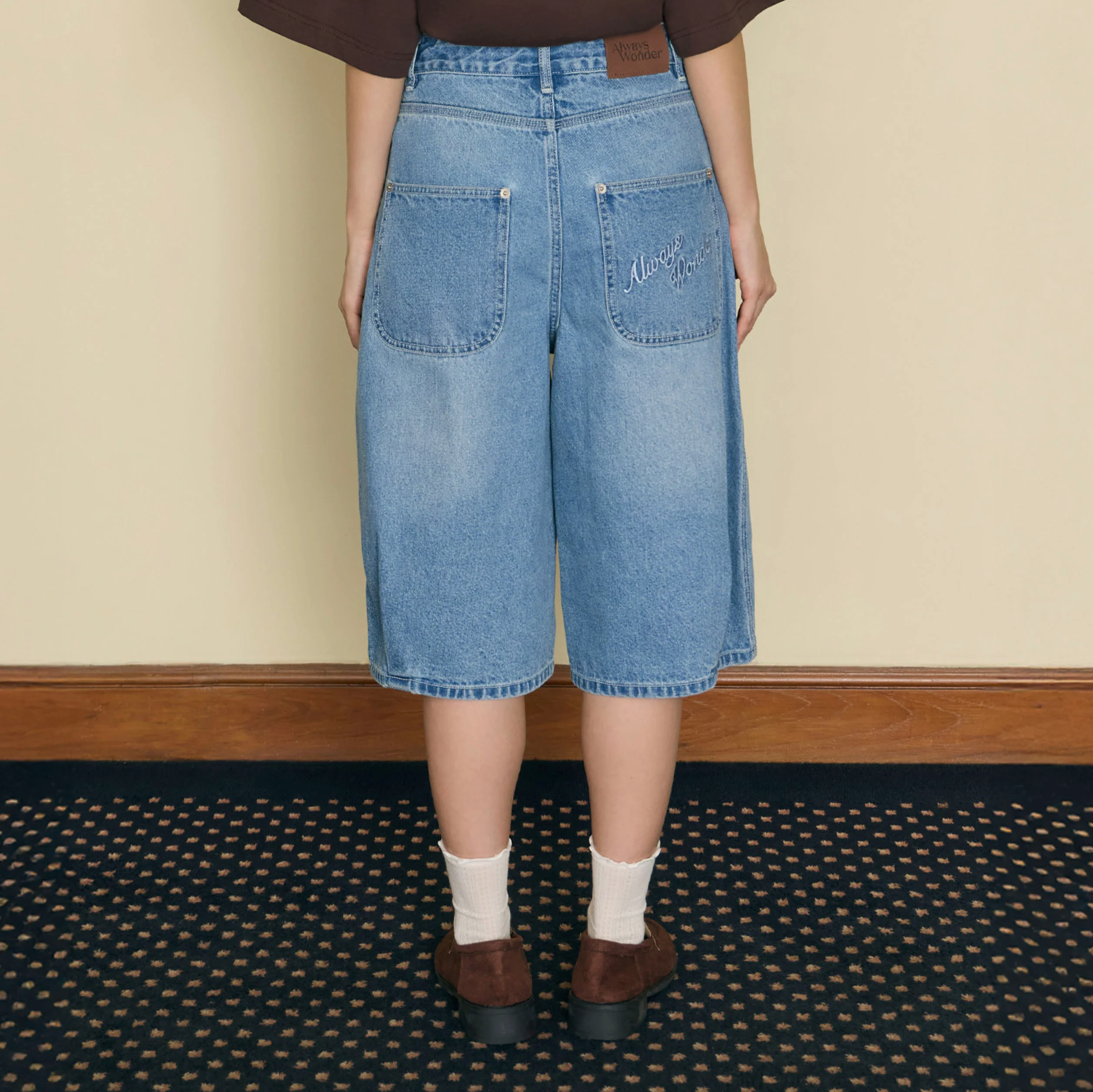 Between Moments Denim Capri | Washed Blue - Image 5