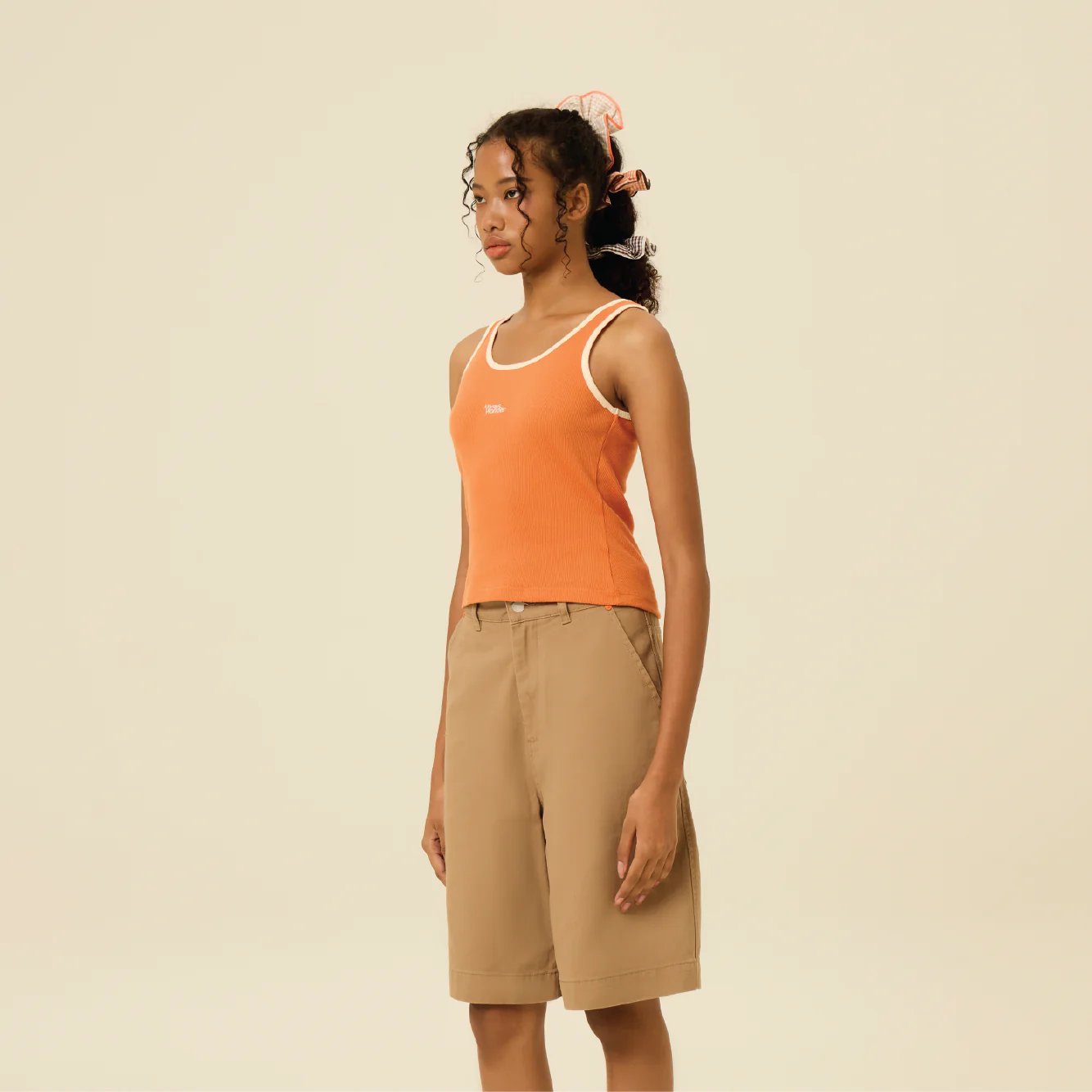 Khaki Bermuda shorts | Untitled Shade - Image 4