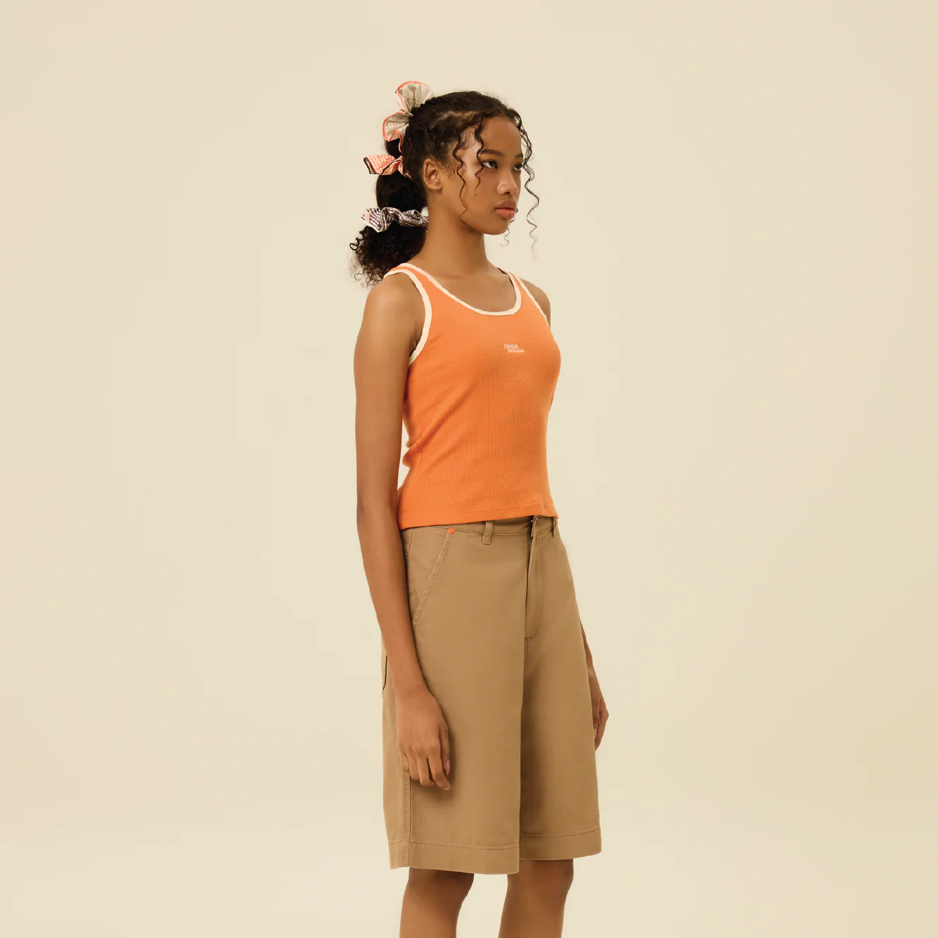Khaki Bermuda shorts | Untitled Shade - Image 5